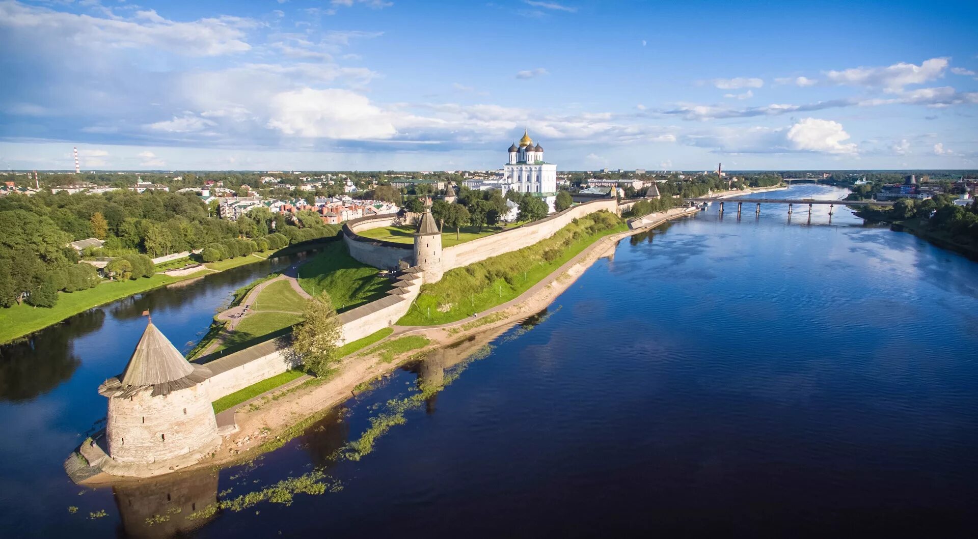 Псковская область достопримечательности фото с описанием План съездить в Изборск . И с Днем Победы ! - DRIVE2