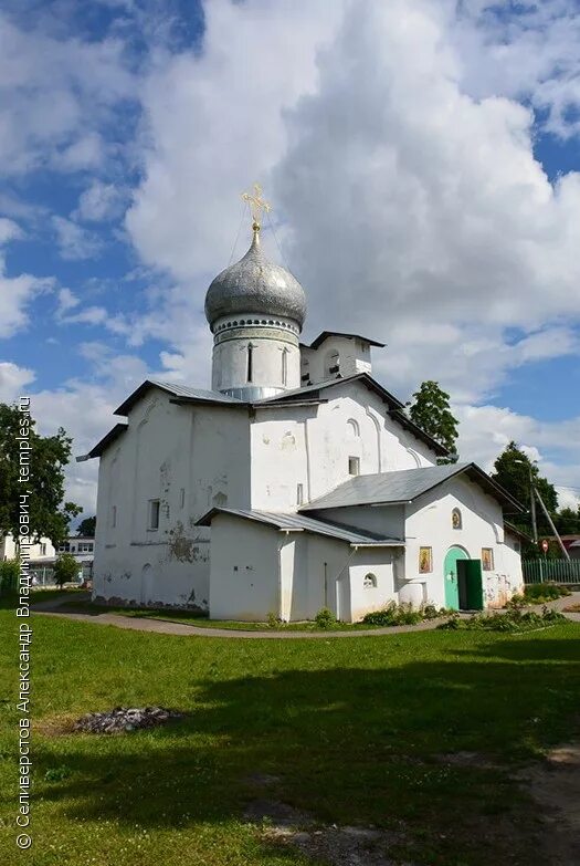 Псковская церковь фото Псков Церковь Петра и Павла Фотография