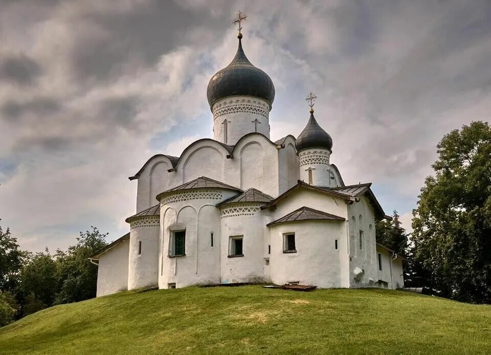 Псковская церковь фото Виртуальный тур "Храм Василия Великого (на Горке) г. Псков" 2022, Старый Оскол -