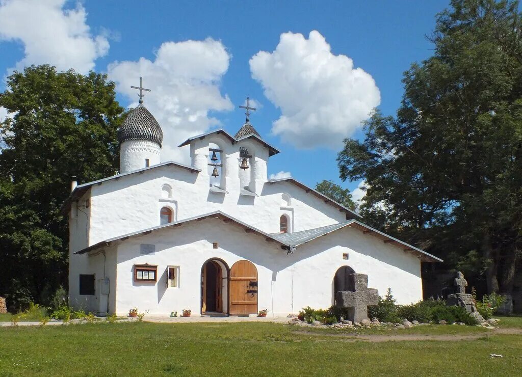 Псковская церковь фото Фото: Церковь Покрова и Рождества Пресвятой Богородицы от Пролома, православный 