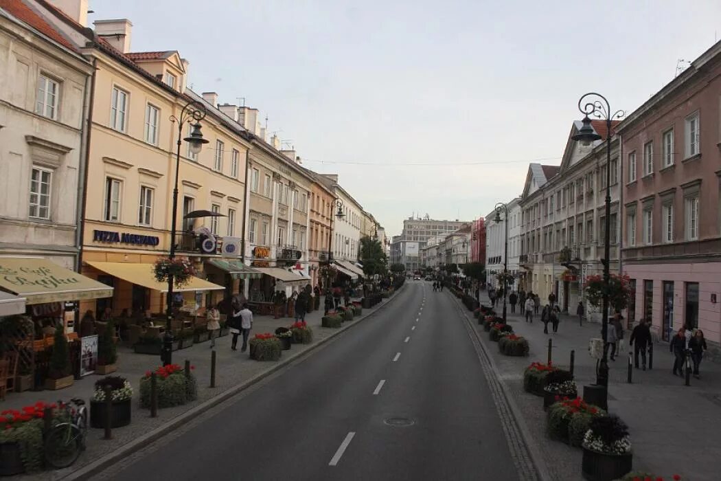 Псковские улицы фото Жить жизнью города: Псков, улица, фонарь