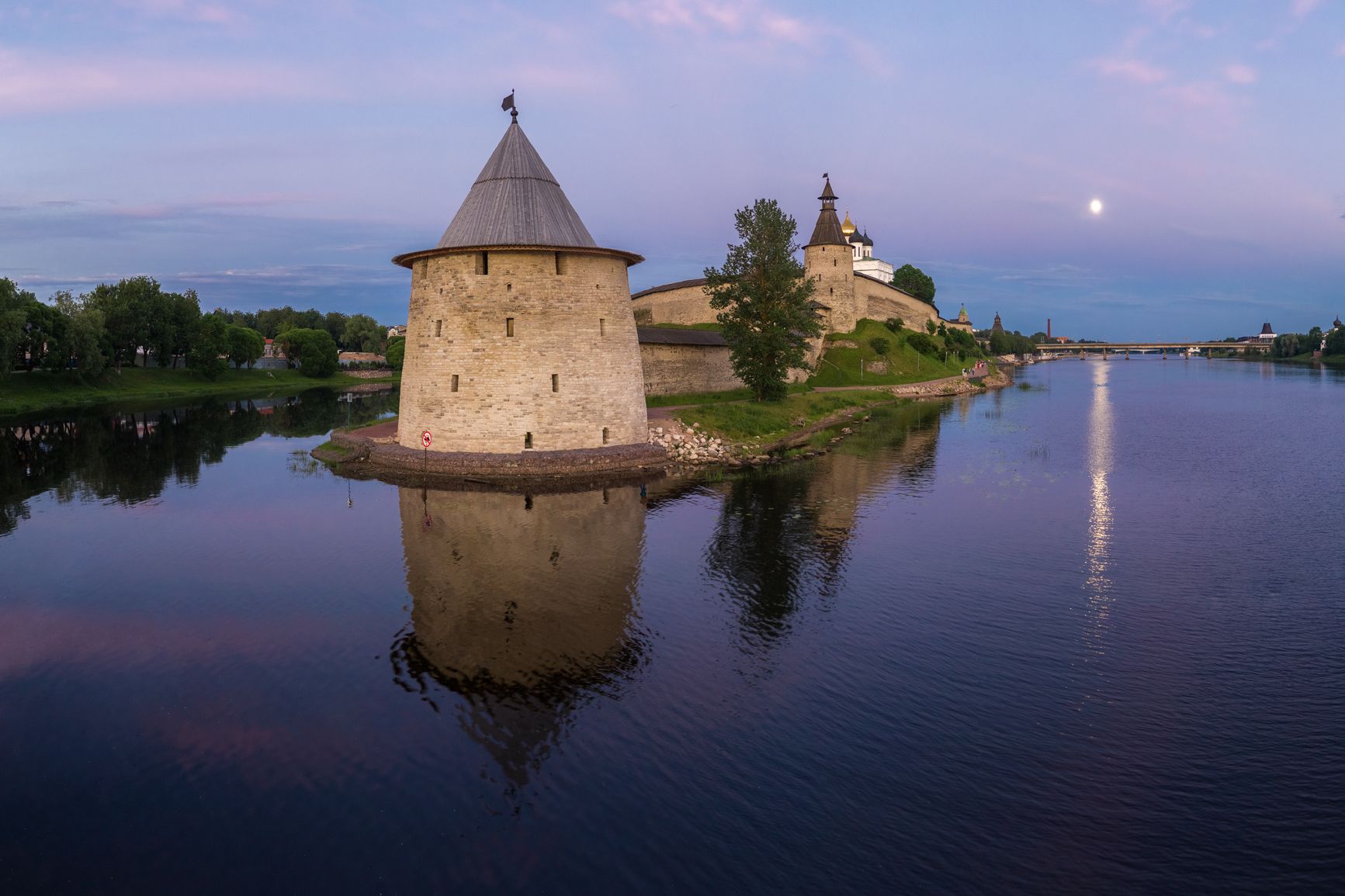 Псковский кремль фото в хорошем качестве Псковский вечер. Фотограф Алексей Королёв