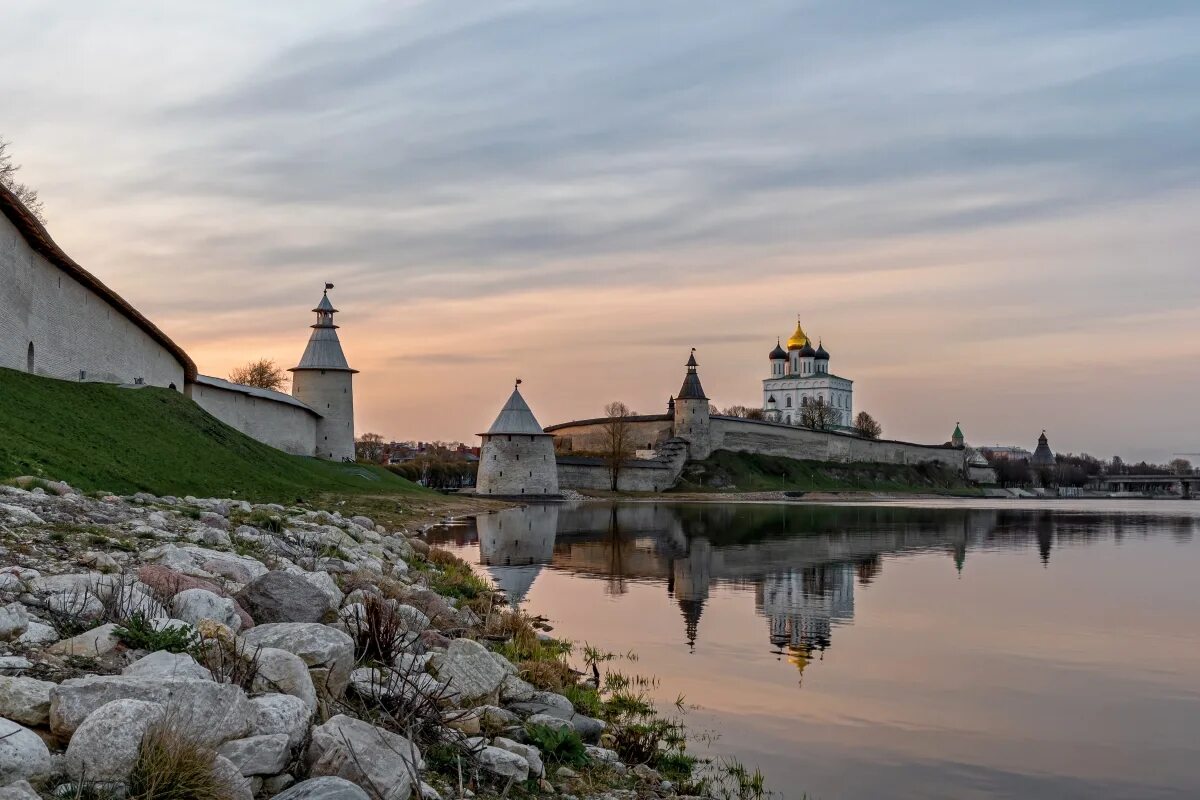 Псковский кремль ул кремль 4 псков фото Псковский Кром (Кремль) - Фестиваль визуальных искусств "Узорная нить"