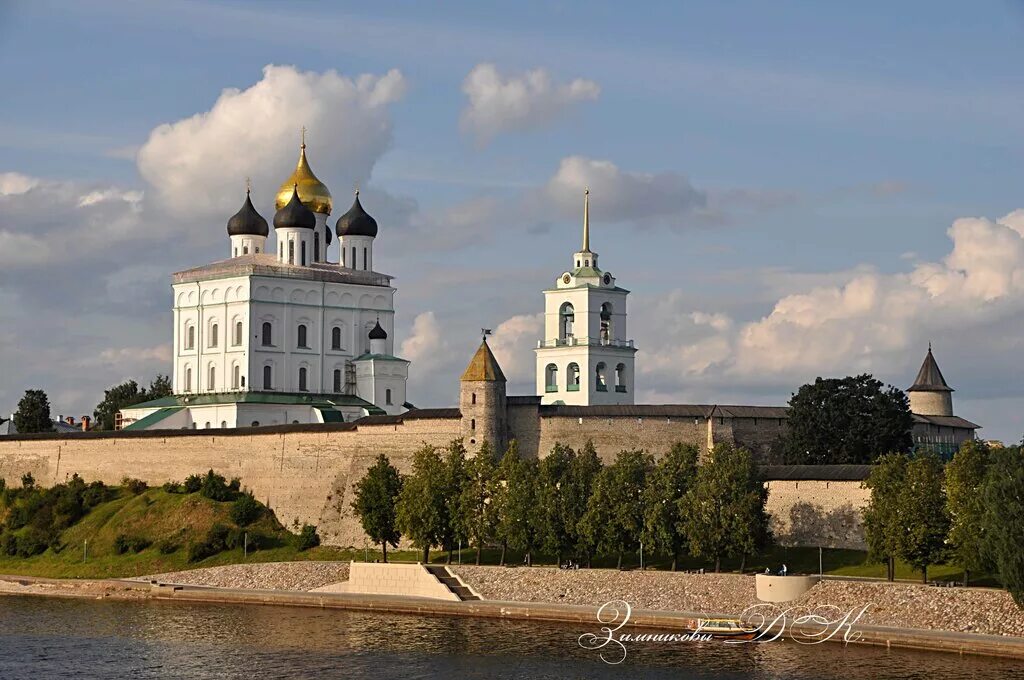 Псковский кремль ул кремль 4 псков фото Довмонтова башня, достопримечательность, ул. Кремль, 4, Псков, Россия - Яндекс.К