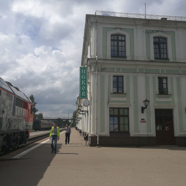 Псковский вокзал фото Photos at Железнодорожный вокзал Псков / Pskov Railway Station - Rail Station in