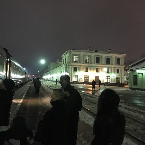 Псковский вокзал фото Photos at Железнодорожный вокзал Псков / Pskov Railway Station - Rail Station in