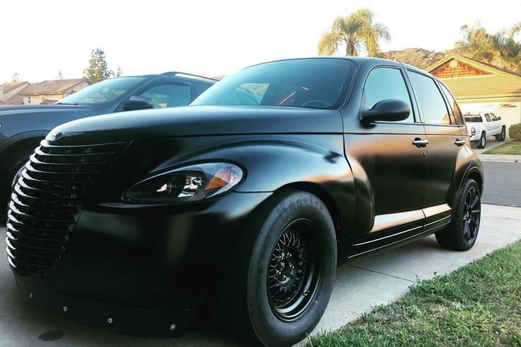 Пт крузер тюнинг фото Chrysler PT Cruiser Transformed Into 808-HP Hellcat Fighter - And yet it still h