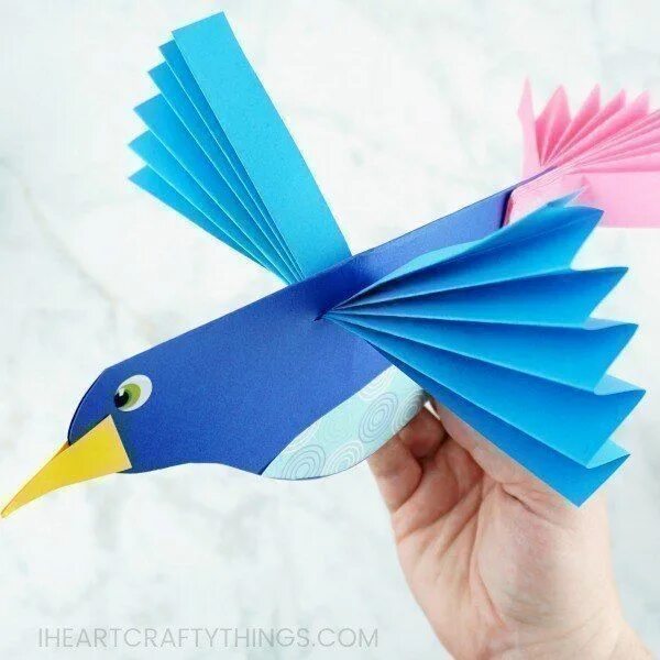 Птичка из бумаги фото Птички с крылышками-гармошками Bird crafts, Paper birds, Animal crafts for kids