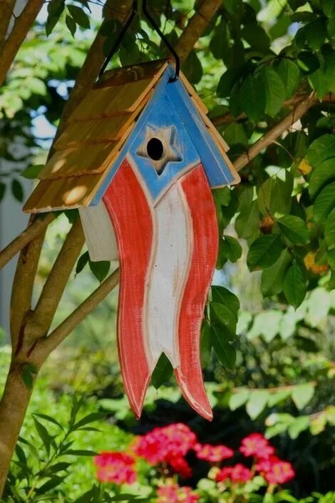 Птицы для дачи своими руками Heartwood Classic Chapel Bird House Fuglehuse