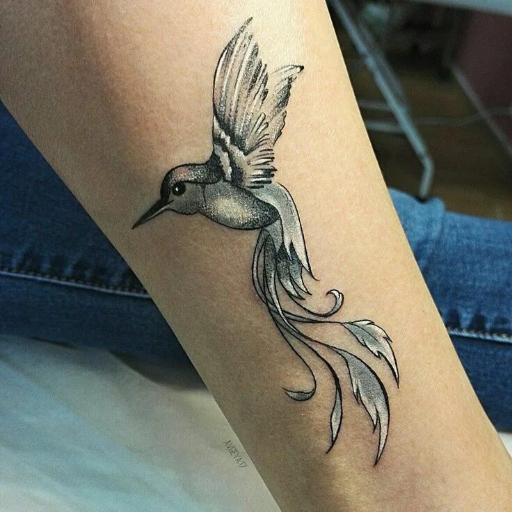 Птицы татуировок фото Pin on Bird tattoo Hummingbird tattoo, Foot tattoos, Tattoos