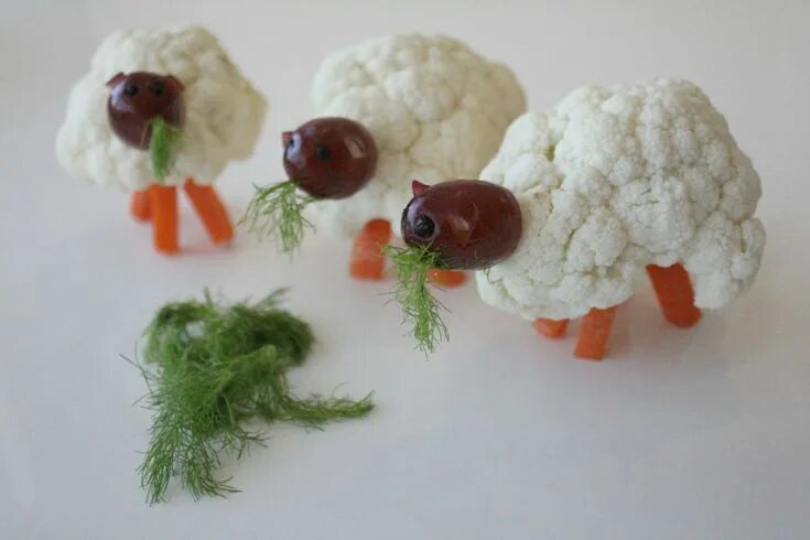 Пудель из картошки и цветной капусты фото Fun and Whimsical Sheep Made from Cauliflower