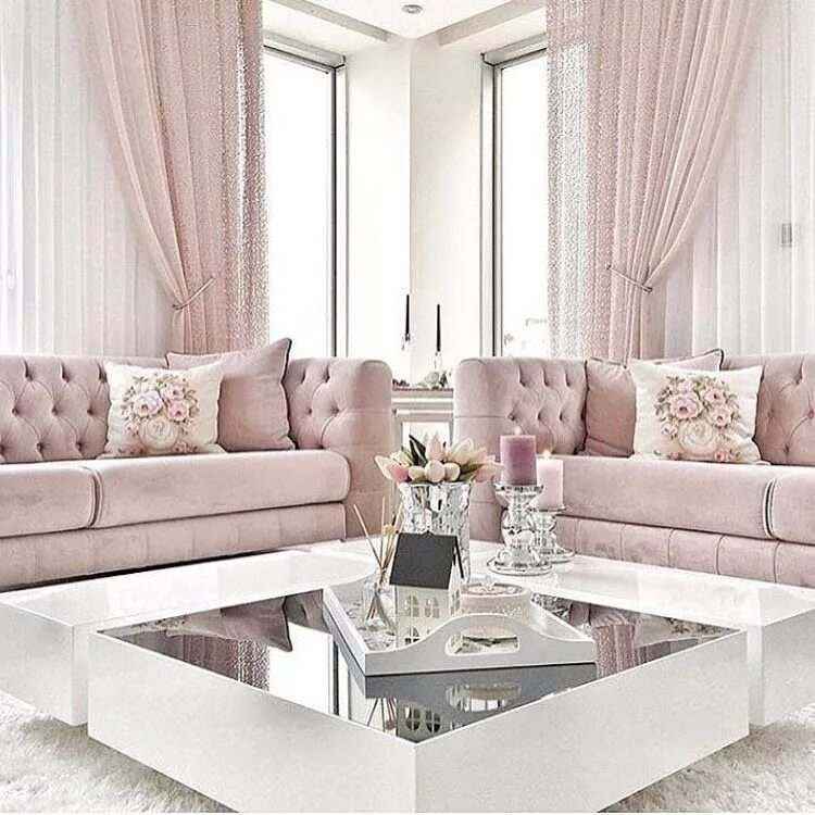 Пудровый интерьер гостиной Pin on Home Sweet Home's Ideas Romantic living room, Elegant living room, Luxury