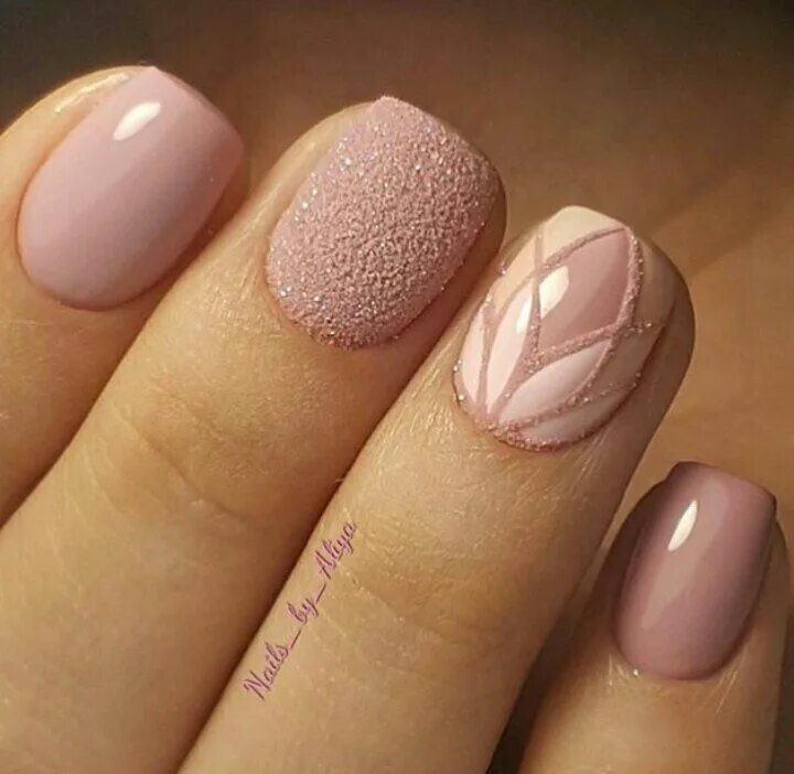 Пудровый маникюр с дизайном Nailart МастерКлассы МАНИКЮР Short nail designs, Pale pink nails, Pretty nails