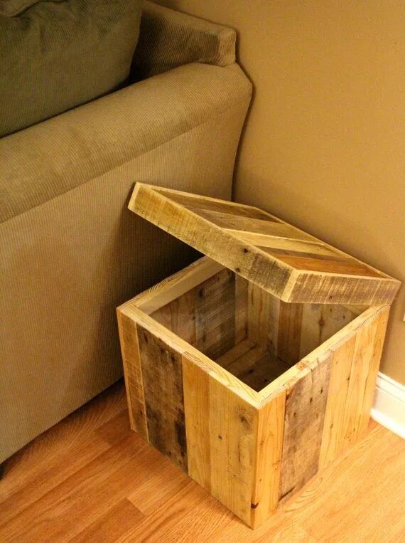 Пуфик своими руками из дерева фото чертежи Reclaimed pallet wood storage ottoman, natural, handmade, rustic furniture Woode