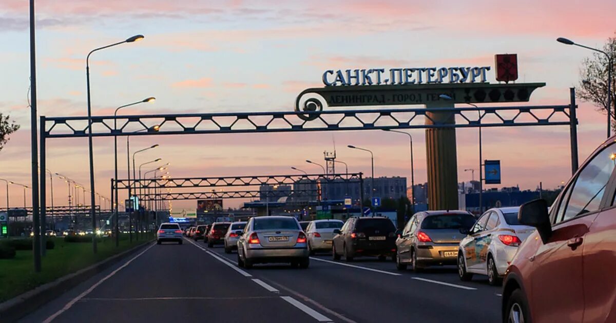 Пулковское шоссе фото В Петербурге вернулись к идее строительства метро до Пулково - РБК