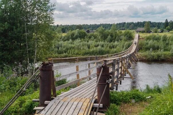 Пумсинский мост река кильмезь фото Сюмсинская достопримечательность - Пумсинский подвесной мост . Фото Анатолия Шмы