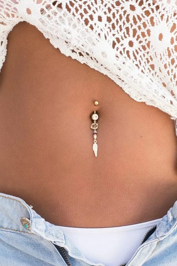 Пупочный камень фото как выглядит Luana adlı kullanıcının Piercing panosundaki Pin Kulak piercingi, Göbek deliği p