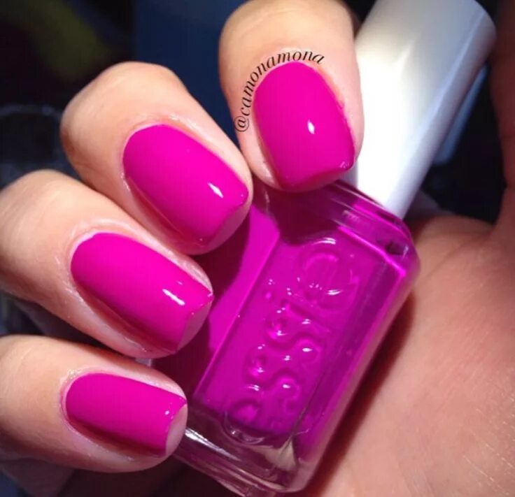 Пурпурный цвет маникюра Essie - Bermuda shorts Magenta Nails Unhas Magenta nails, Feet nails, Pretty nai