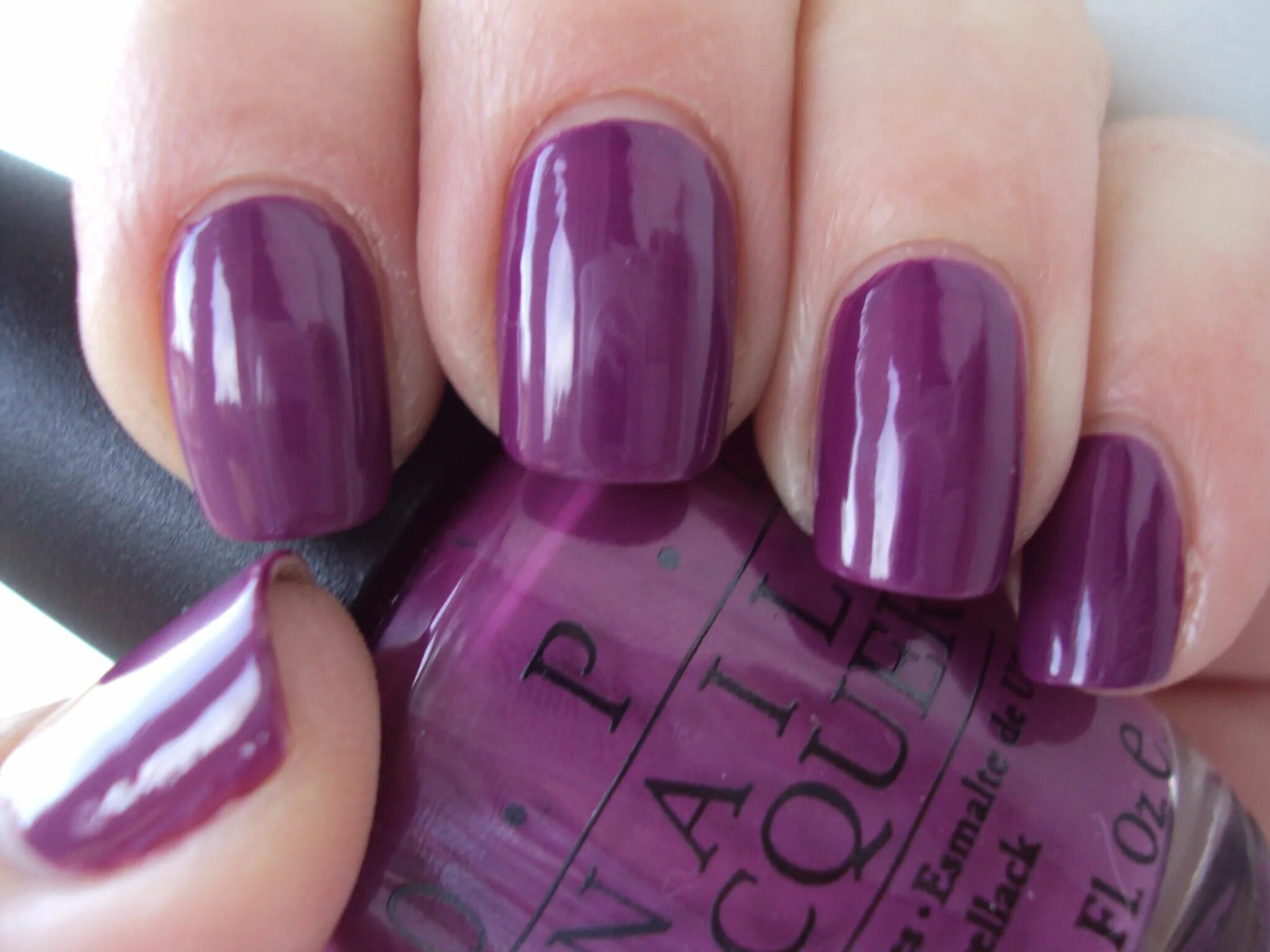 Пурпурный цвет маникюра фото pamplona purple = fun summer color Purple nails, Nail polish, Nail polish art