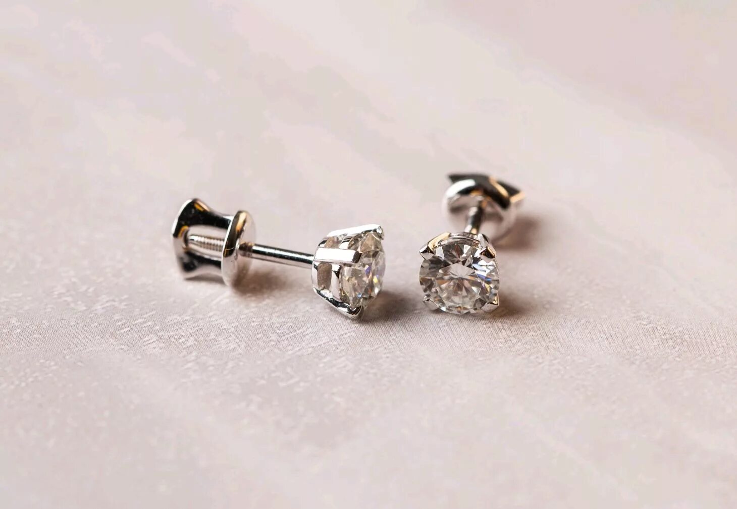 Пусеты что это такое фото Earrings pusety with moissanites - купить на Ярмарке Мастеров - IJJ79COM Stud ea