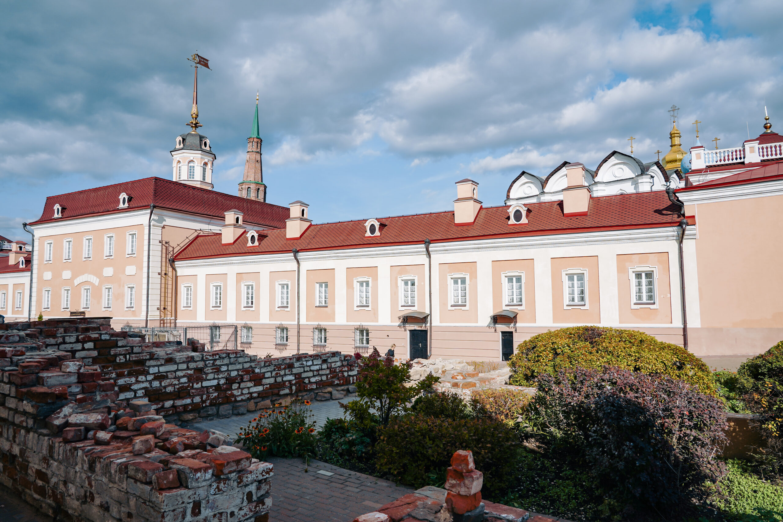 Пушечный двор казань кремль фото Главный корпус Пушечного двора - Музей-заповедник "Казанский Кремль"