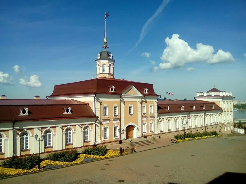 Пушечный двор казань кремль фото File:Татарстан. Казань. Кремль. Пушечный двор.jpg - Wikipedia