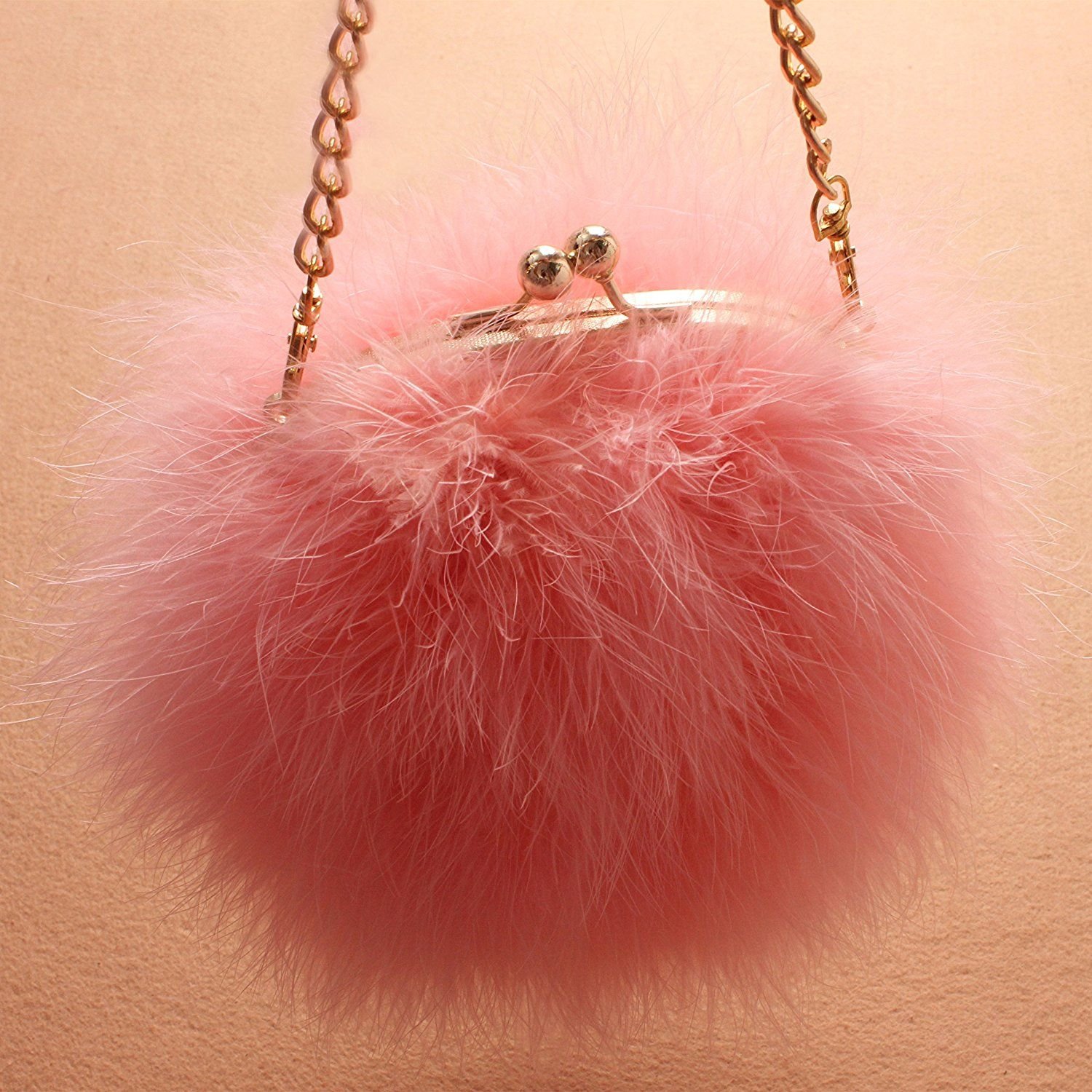 Пушистая сумочка Fluffy purse - 75 photo