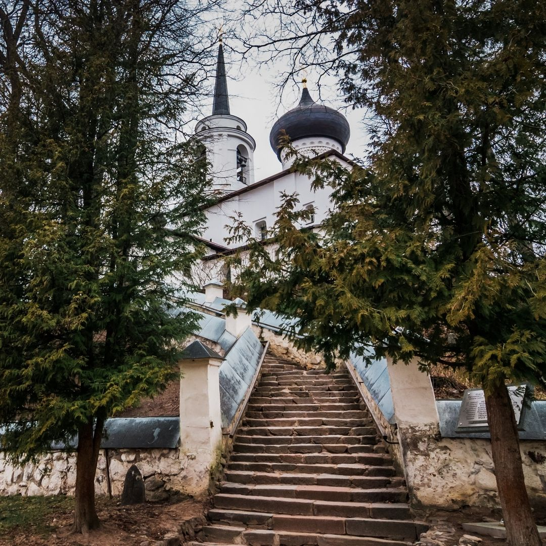 Пушкинские горы монастырь фото По пути в Михайловское через Тригорское. Часть 2 Современные маршруты по историч