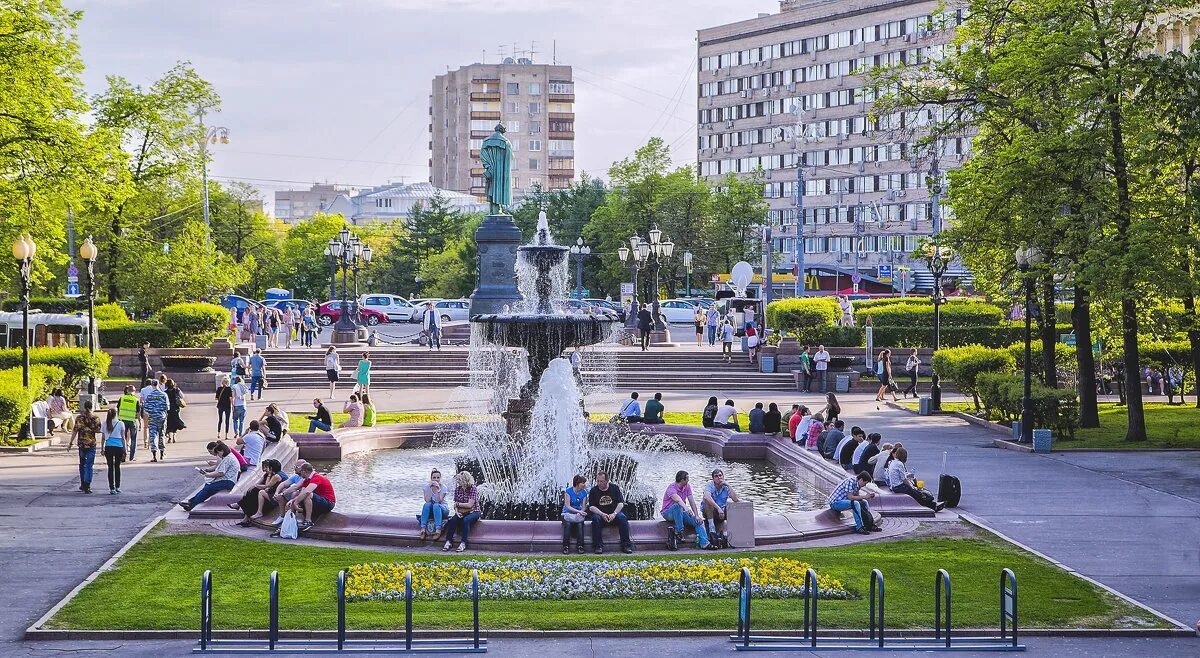 Пушкинский сквер москва пушкинская площадь фото Куда сходить в москве по пушкинской