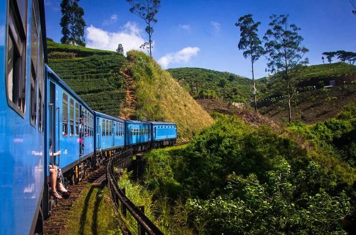 Путешествие поездом фото Train Ride in Hill Country of Sri Lanka Best countries to visit, Places to trave