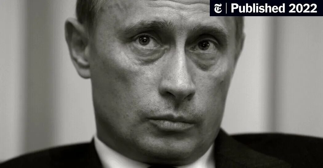 Путин черно белое фото The Making of Vladimir Putin - The New York Times