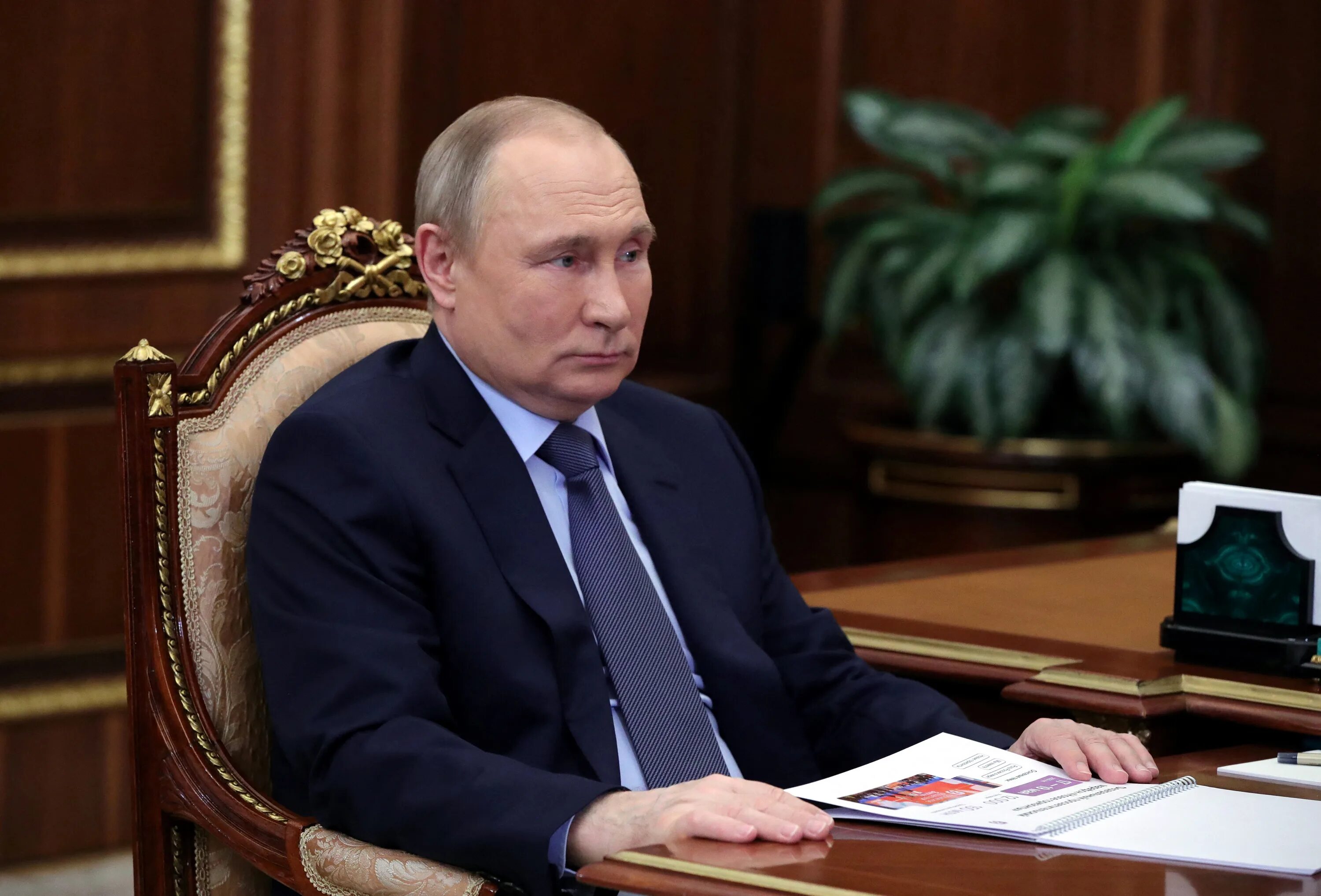 Путин новые фото Kremlin declines to say whether Putin apologised to Israel over Hitler remarks R