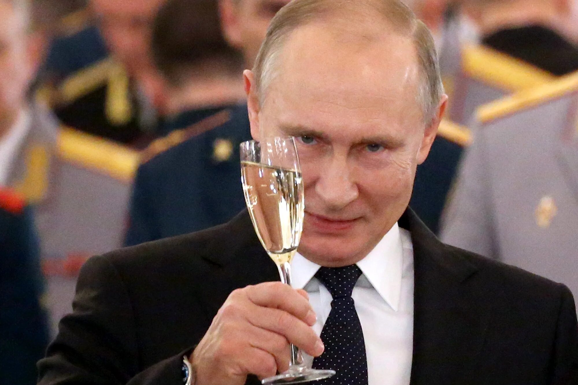 Путин с бокалом вина фото How Vladimir Putin's dirty power grabs made him a modern czar