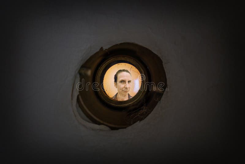 Путин в глазке двери фото 2,169 Peephole стоковые фото - бесплатные и стоковые фото RF от Dreamstime - Стр