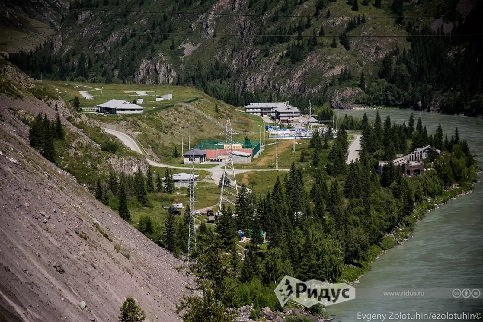 Путин в горном алтае фото Тайна "алтайской дачи Путина". Ищем и находим