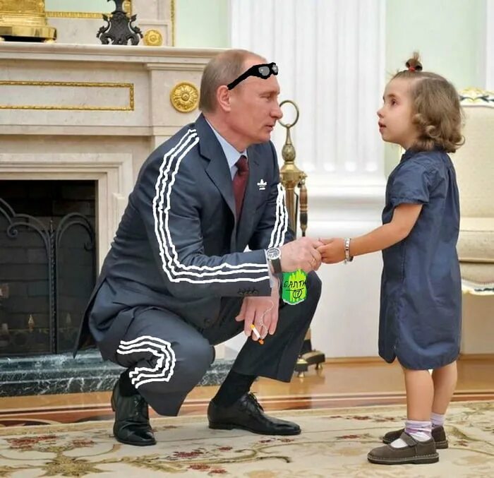 Путин в спортивном костюме фото Putin wear adidas too - 9GAG