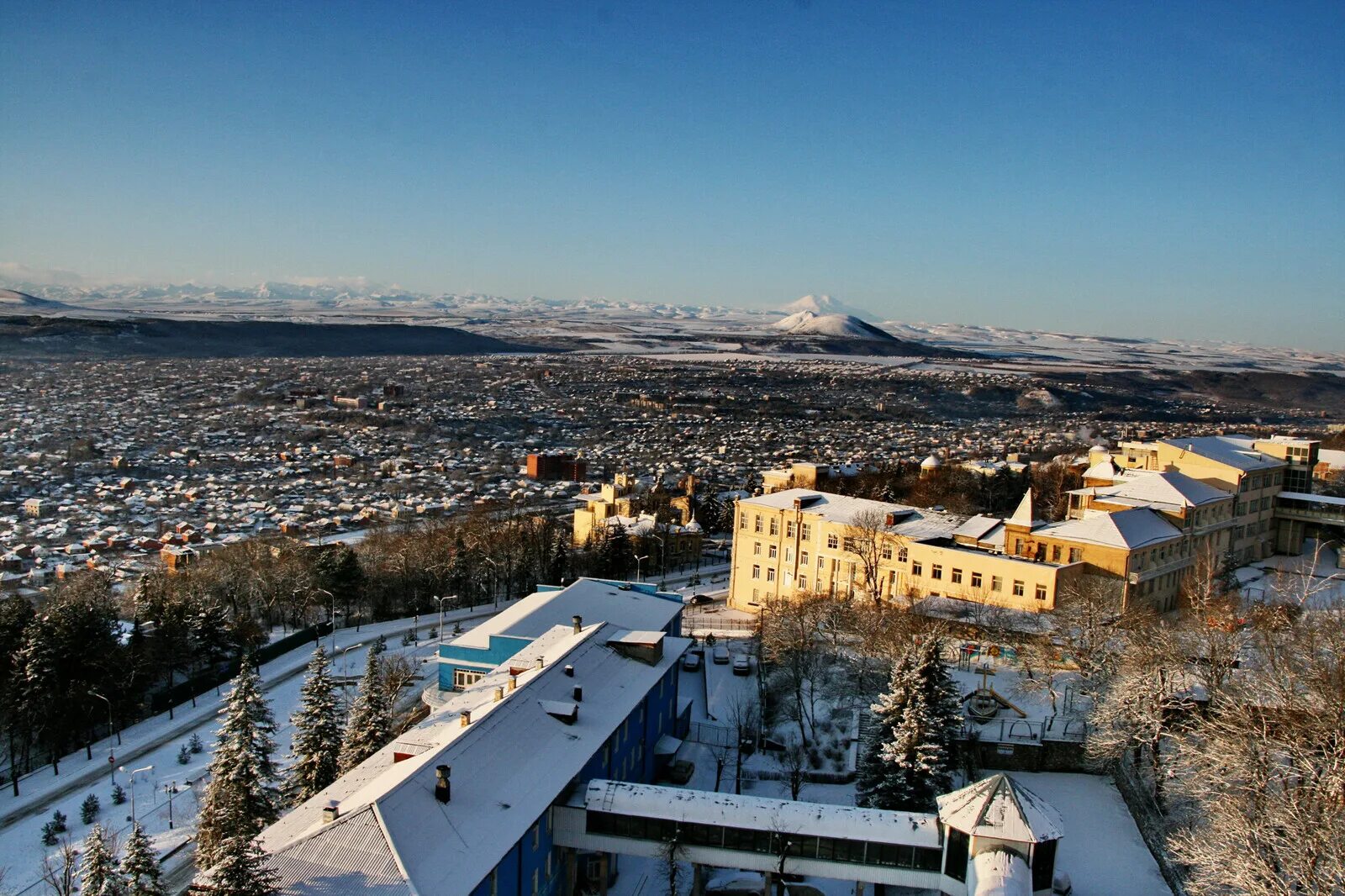 Пятигорск фото города зимой ЭЛЬБРУС! Горные лыжи и сноуборд! - Туры в Кабардино-Балкарию - YouTravel.Me