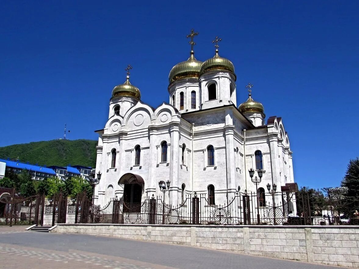 Пятигорск фото храмов Храмы Пятигорска (Паломничество к частицам мощей Мартоны Московской) Туристическ