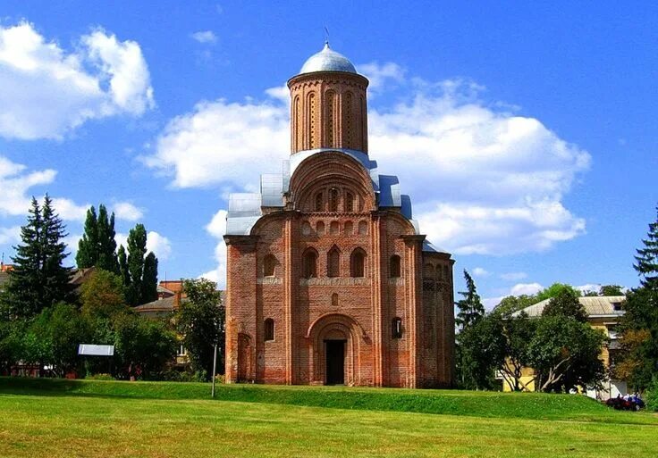 Пятницкая церковь фото Церковь Параскевы Пятницы в Чернигове. in 2024 Architecture, Building, Landmarks