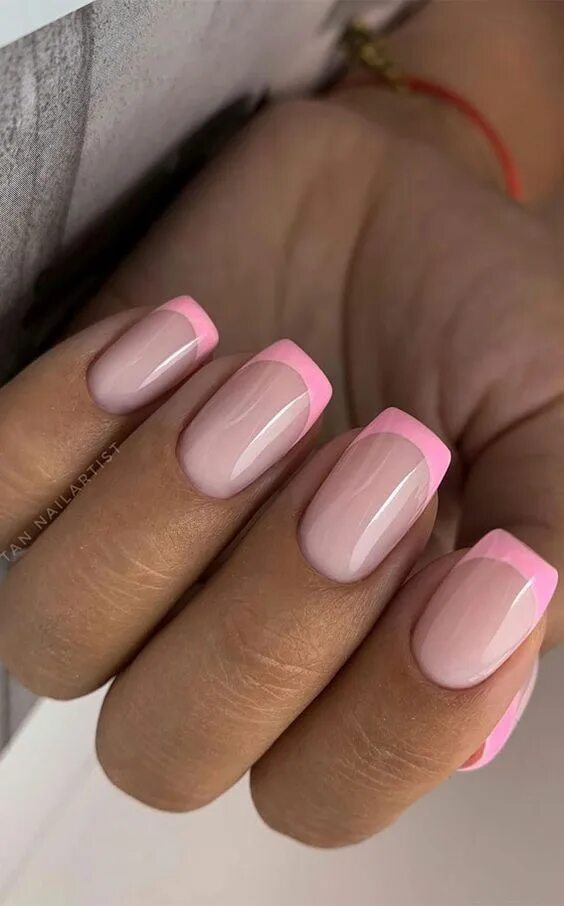 Пыльно розовый маникюр на квадратных ногтях 40+ French Pink Tip Nails To Try For Your Next Manicure Pink tip nails, Gel nail