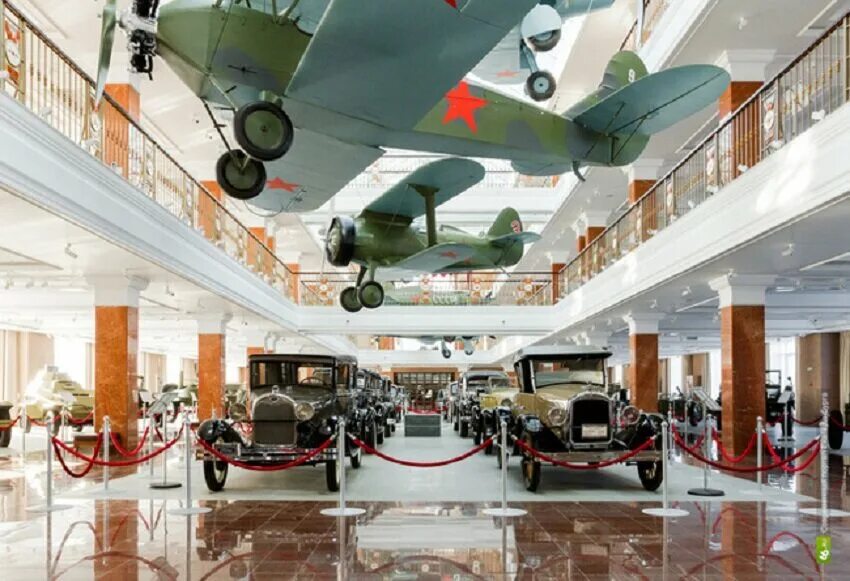 Пышма музей военной техники фото Panorama: The Ummc military museum, museum, Russia, Verkhnyaya Pyshma, ulitsa Al