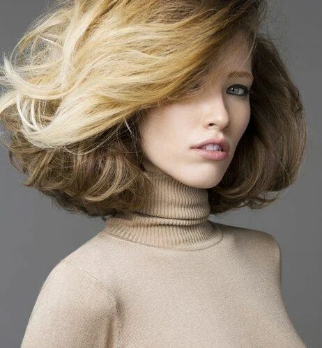 Пышная стрижка на средние волосы Cortes de pelo 2013, las mejores tendencias para el nuevo año Medium hair cuts, 