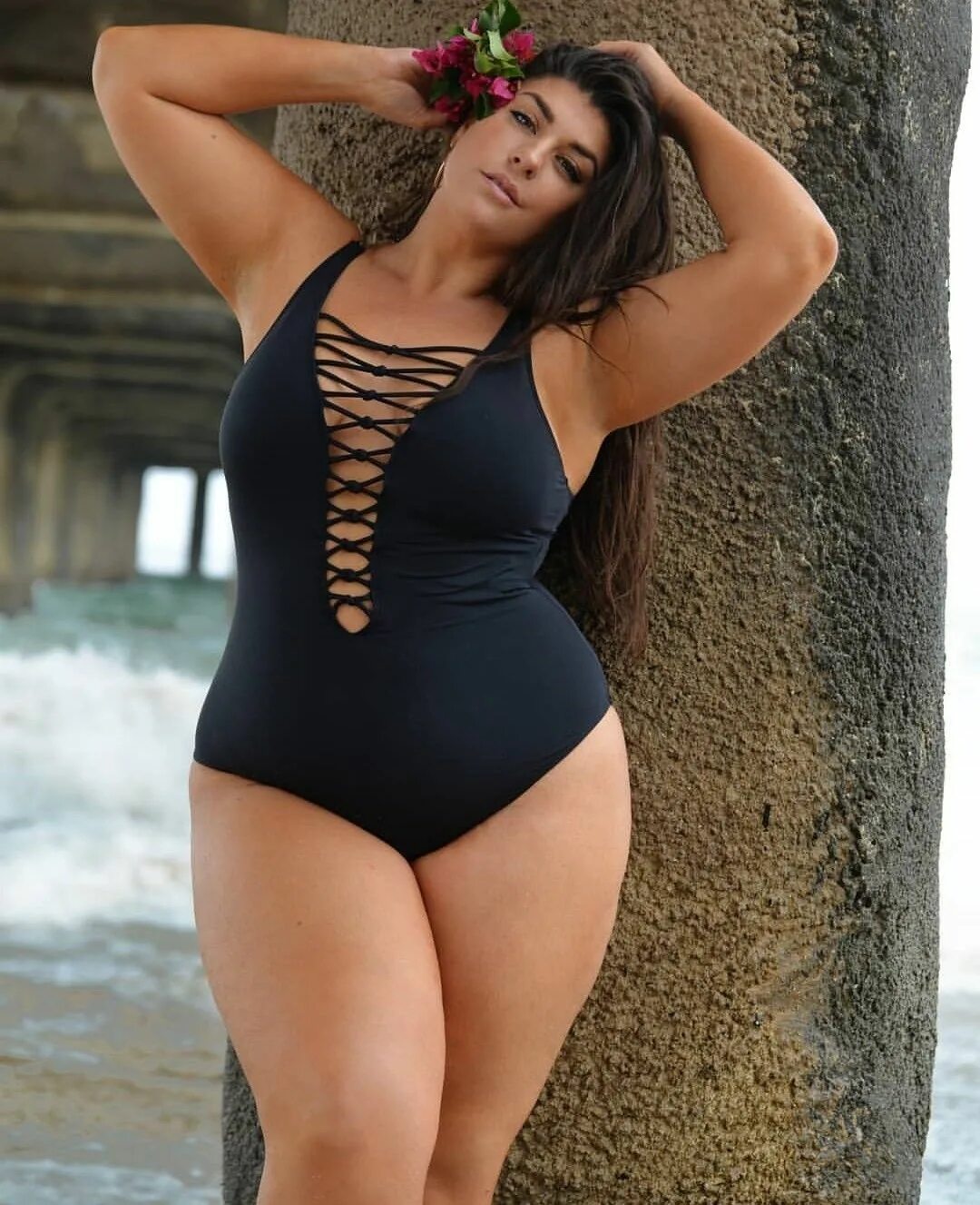 Пышные формы фото в домашних условиях Ashley Sharman Curvy Fashion Women's plus size swimwear, Plus size swimwear, Fas