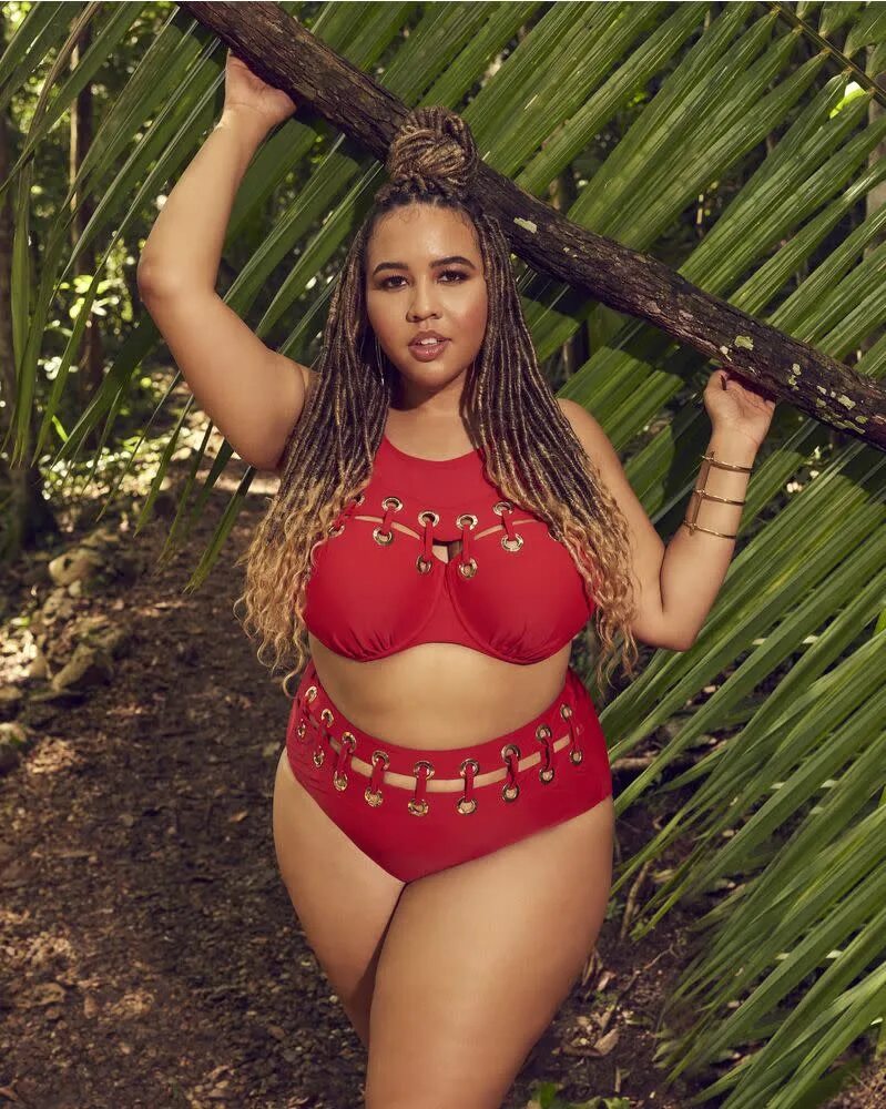 Пышные формы фото в домашних условиях Blogger Gabi Gregg Kicks Off 2018 with a Size-Inclusive Swimsuit Collection