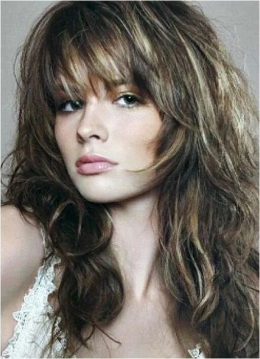 Пышные стрижки на длинные волосы 20 Classy Long And Medium Shag Haircuts Haircuts for wavy hair, Medium hair styl