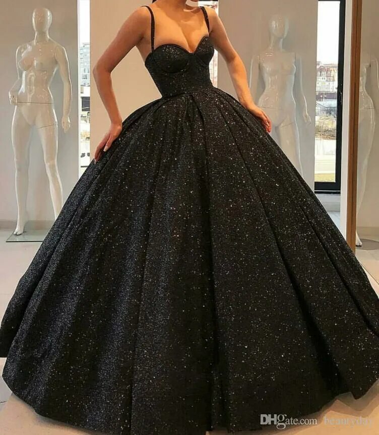 Пышные вечерние платья фото Siyah Sequins Quinceanera Elbiseler 2019 Mütevazı Köpüklü Spagetti Sapanlar Tatl