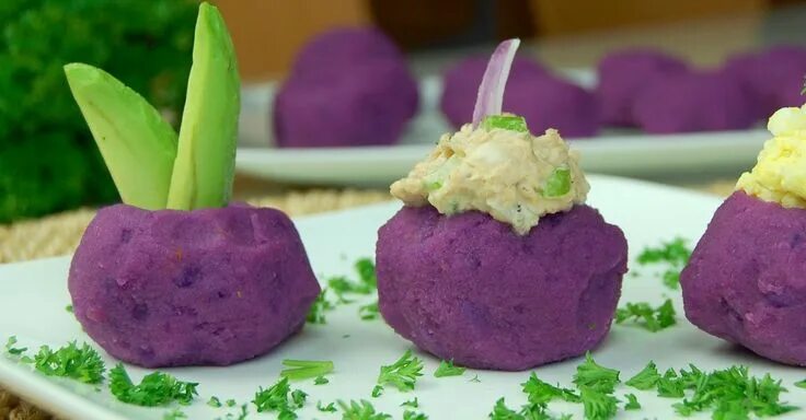 Пюре из фиолетовой картошки фото Holiday Purple Potato Causitas Superfoods: Appetizers and Sides Purple potatoes,