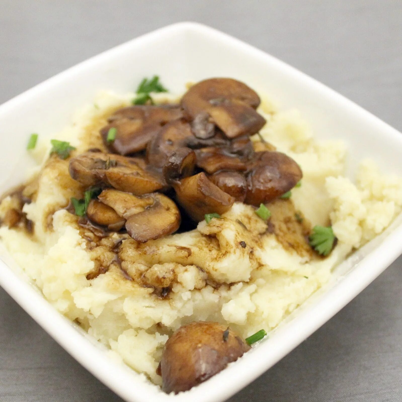 Пюре с грибами фото Mashed Potatoes with Mushroom Sauce Recipe I Can Cook That