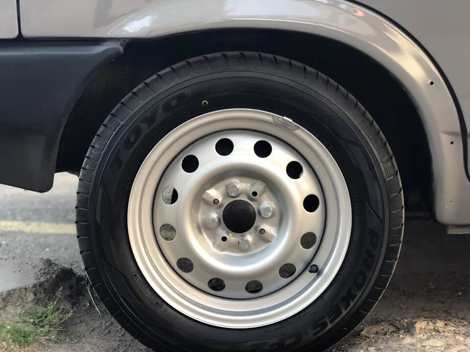 Р 14 фото TOYO Proxes CF2 185/60 R14 - новая летняя резина! - Lada 21093i, 1,5 л, 1999 год