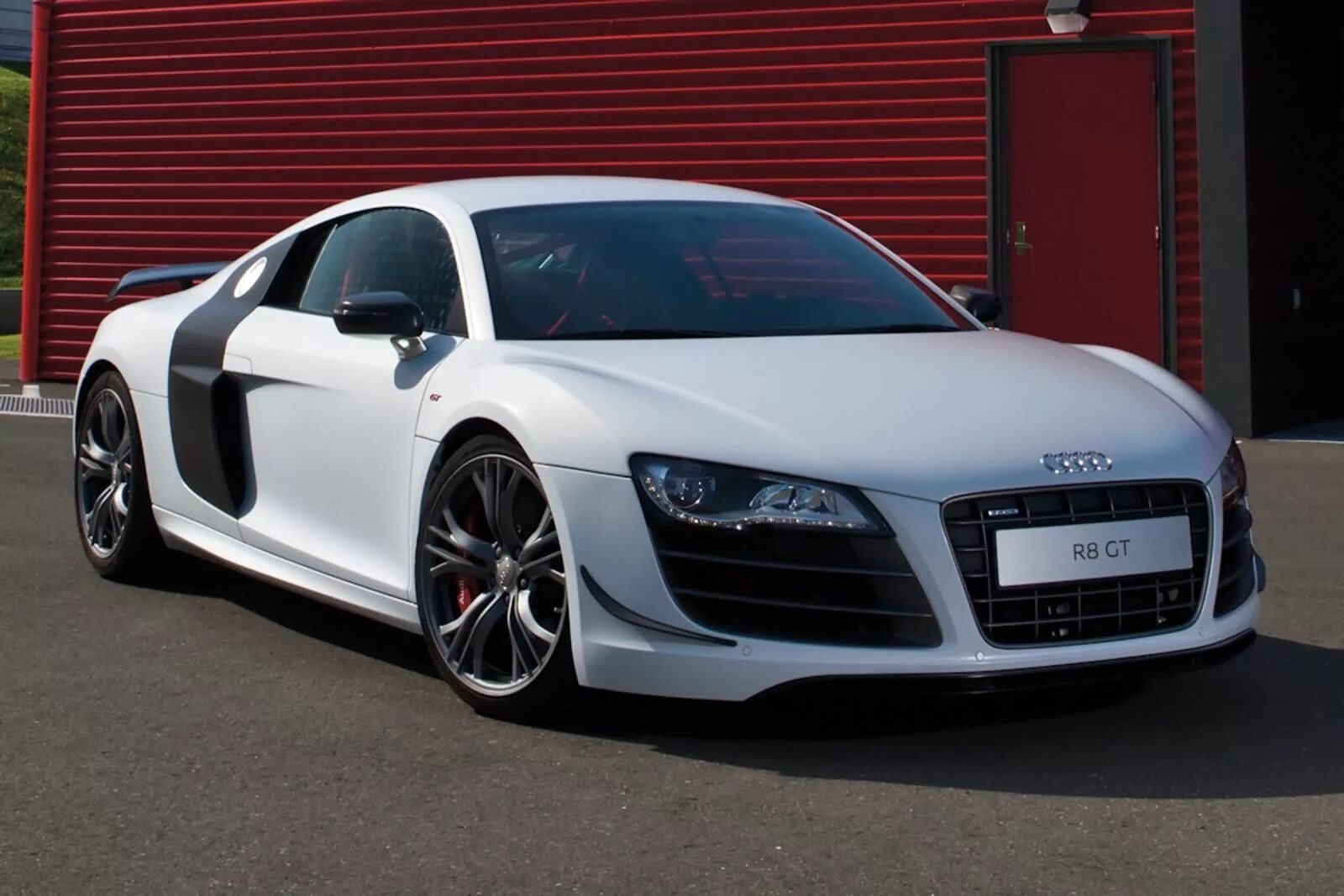 Р 8 фото 2012 Audi R8 - Information and photos - Neo Drive